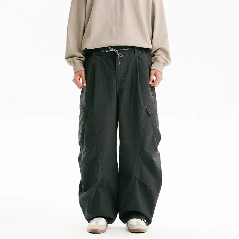 black cargo pant front